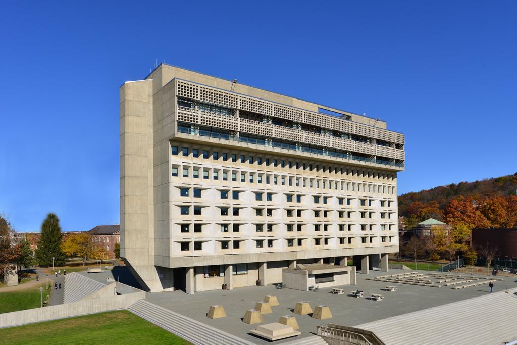 אמהרסט Hotel Umass מראה חיצוני תמונה