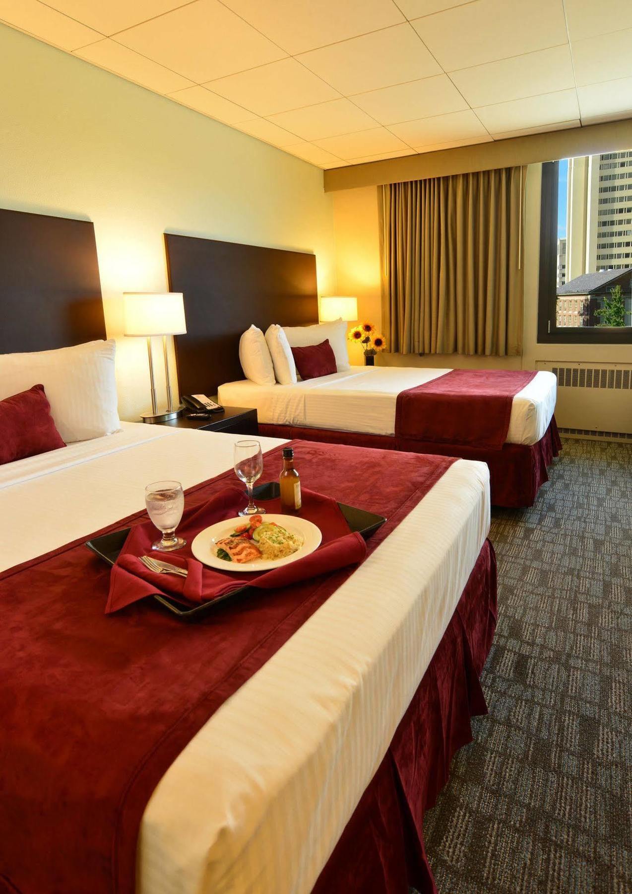 אמהרסט Hotel Umass מראה חיצוני תמונה